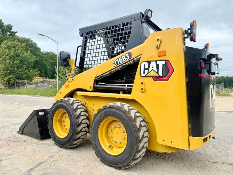 Cat 216B3 - New / Unused / Extra Hydraulic - Mini fadrom: foto 3 Cat 216B3 - New / Unused / Extra Hydraulic - Mini fadrom: foto 3