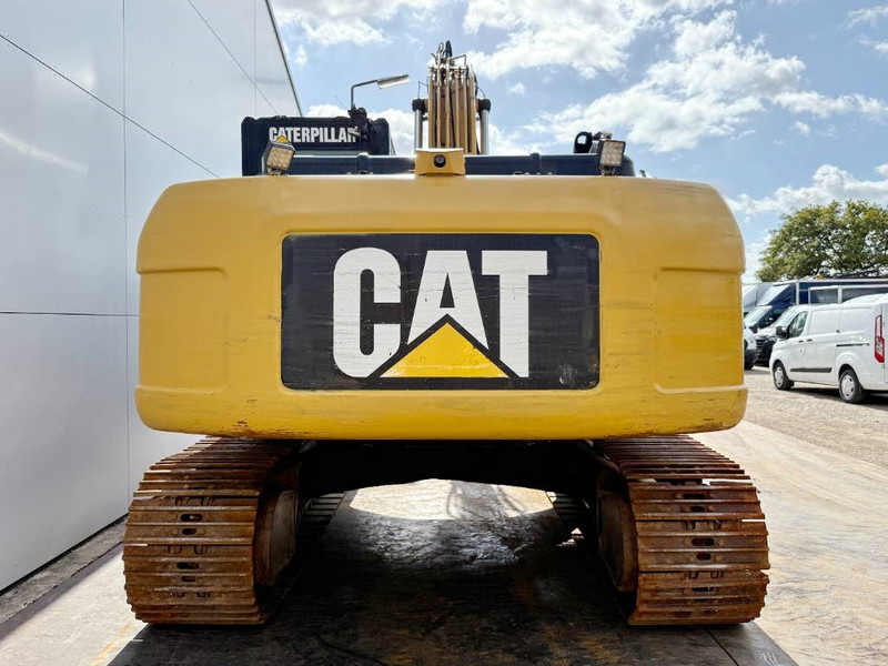 Cat 320DL - Hammer Lines / Quick Coupler - Ekskavator me zinxhirë: foto 4 Cat 320DL - Hammer Lines / Quick Coupler - Ekskavator me zinxhirë: foto 4