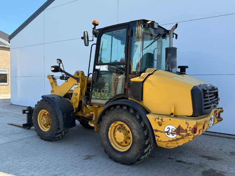 Cat 906H - Auto Greasing / Quick Coupler - Fadrom me goma: foto 3 Cat 906H - Auto Greasing / Quick Coupler - Fadrom me goma: foto 3