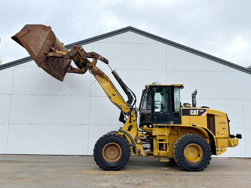 Cat 930H - New Tires / High-tip Bucket / Auto Greasing - Fadrom me goma: foto 2 Cat 930H - New Tires / High-tip Bucket / Auto Greasing - Fadrom me goma: foto 2
