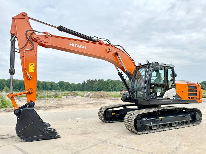Hitachi ZX220LC-5G / 2025 ULTRA MODEL / ISUZU ENGINE - Ekskavator me zinxhirë: foto 2 Hitachi ZX220LC-5G / 2025 ULTRA MODEL / ISUZU ENGINE - Ekskavator me zinxhirë: foto 2