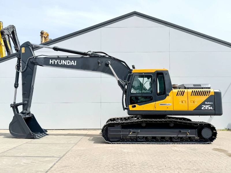 Hyundai R215L Smart Plus *2025 Model* - New / Unused - Ekskavator me zinxhirë: foto 1 Hyundai R215L Smart Plus *2025 Model* - New / Unused - Ekskavator me zinxhirë: foto 1