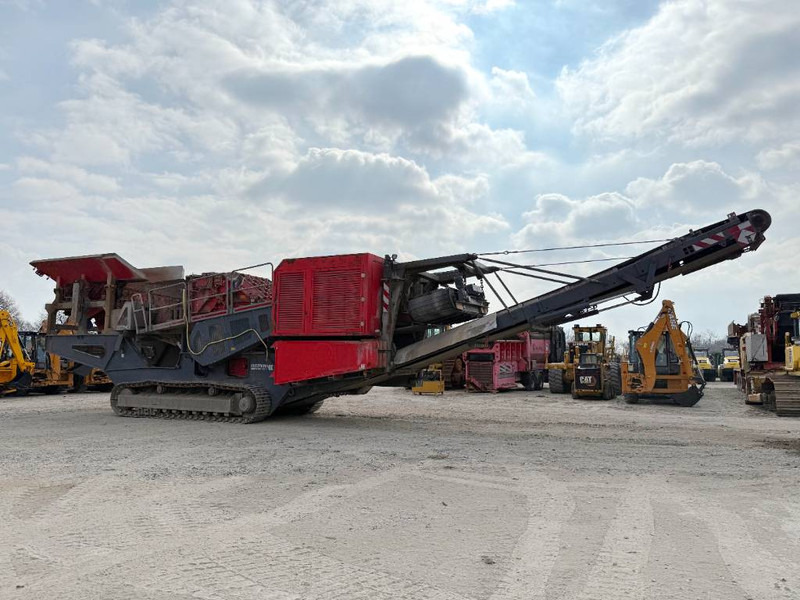 Kleemann MR122 K092 Impact Crusher / Dutch Machine - Gurëthyesi i lëvizshëm: foto 4 Kleemann MR122 K092 Impact Crusher / Dutch Machine - Gurëthyesi i lëvizshëm: foto 4