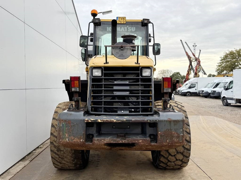 Komatsu WA250-5 - Dutch Machine / 3rd Function - Fadrom me goma: foto 4 Komatsu WA250-5 - Dutch Machine / 3rd Function - Fadrom me goma: foto 4