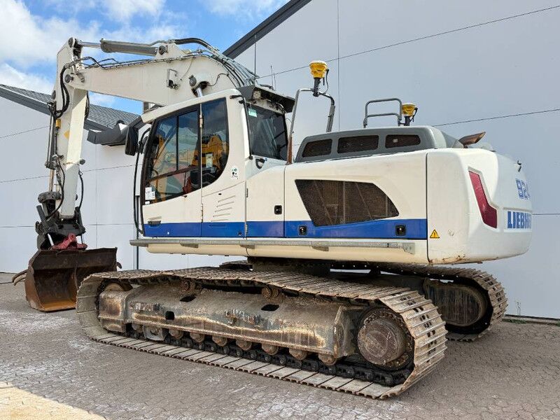 Liebherr R92LC4W - GPS / ROTOTILT R8 / NEW CHAIN + SPROCKET - Ekskavator me zinxhirë: foto 3 Liebherr R92LC4W - GPS / ROTOTILT R8 / NEW CHAIN + SPROCKET - Ekskavator me zinxhirë: foto 3