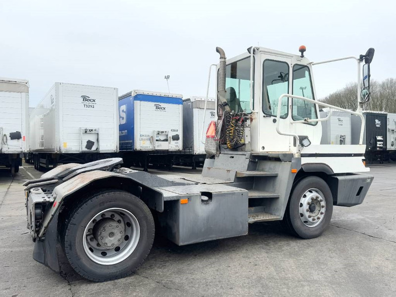 Terberg YT222 - Dutch truck / Automatic / 55t Payload - Traktor terminal: foto 4 Terberg YT222 - Dutch truck / Automatic / 55t Payload - Traktor terminal: foto 4