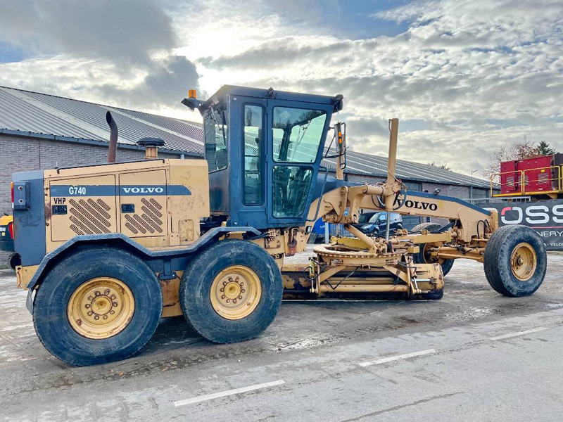 Volvo G740B - Good Working Condition / Multiple Units - Makinë niveluese: foto 4 Volvo G740B - Good Working Condition / Multiple Units - Makinë niveluese: foto 4