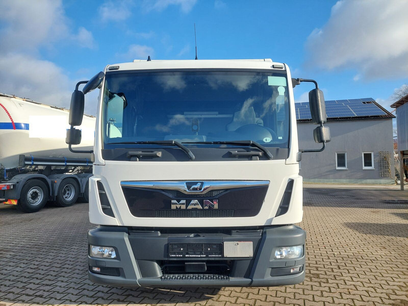 MAN TGL 8.190 L gFH Koffer LBW AHK (25) TÜV NEU - Kamion vagonetë: foto 3 MAN TGL 8.190 L gFH Koffer LBW AHK (25) TÜV NEU - Kamion vagonetë: foto 3