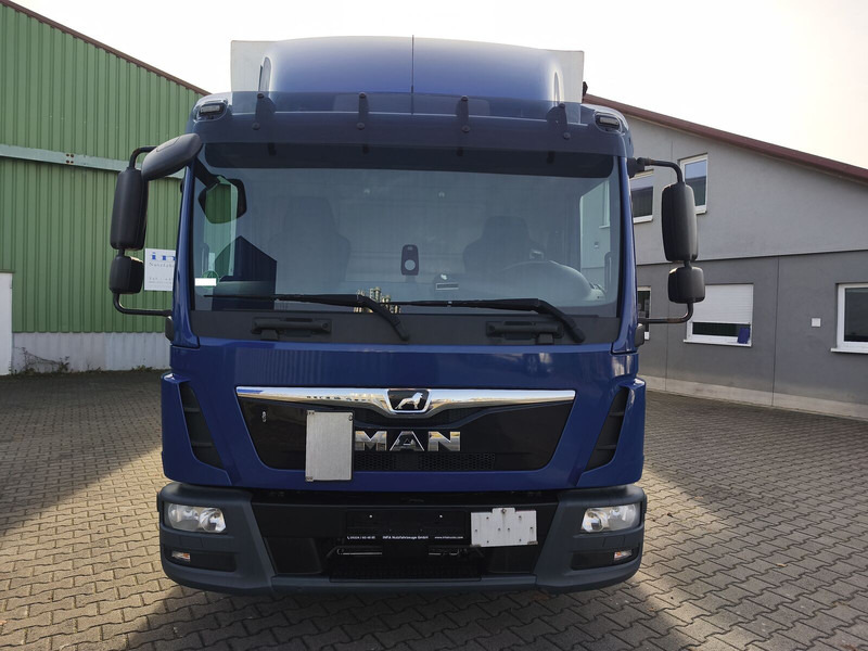MAN TGL 8.220 4x2 Euro 6 LBW AHK (19) - Kamion me tendë: foto 3 MAN TGL 8.220 4x2 Euro 6 LBW AHK (19) - Kamion me tendë: foto 3