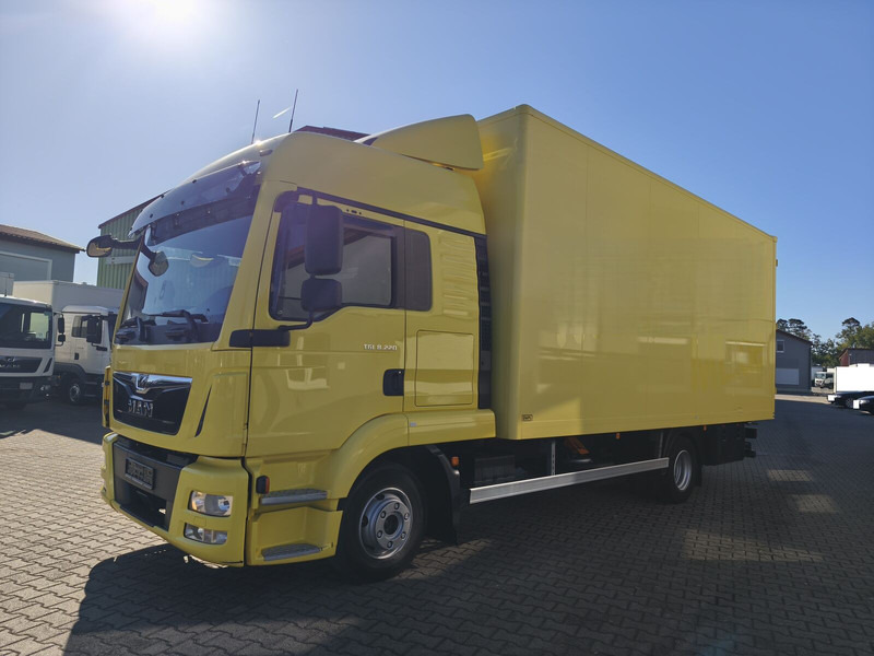 MAN TGL 8.220 Möbelkoffer AHK Euro 6 4x2 (18) - Kamion vagonetë: foto 2 MAN TGL 8.220 Möbelkoffer AHK Euro 6 4x2 (18) - Kamion vagonetë: foto 2