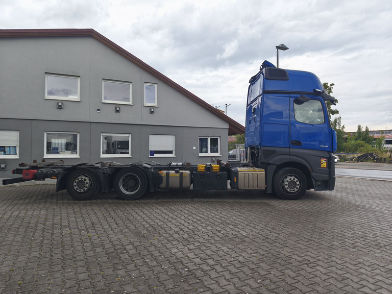 Mercedes-Benz Actros 2545 BDF - Transportjer kontejnerësh/ Kamion me karroceri të çmontueshme: foto 4 Mercedes-Benz Actros 2545 BDF - Transportjer kontejnerësh/ Kamion me karroceri të çmontueshme: foto 4