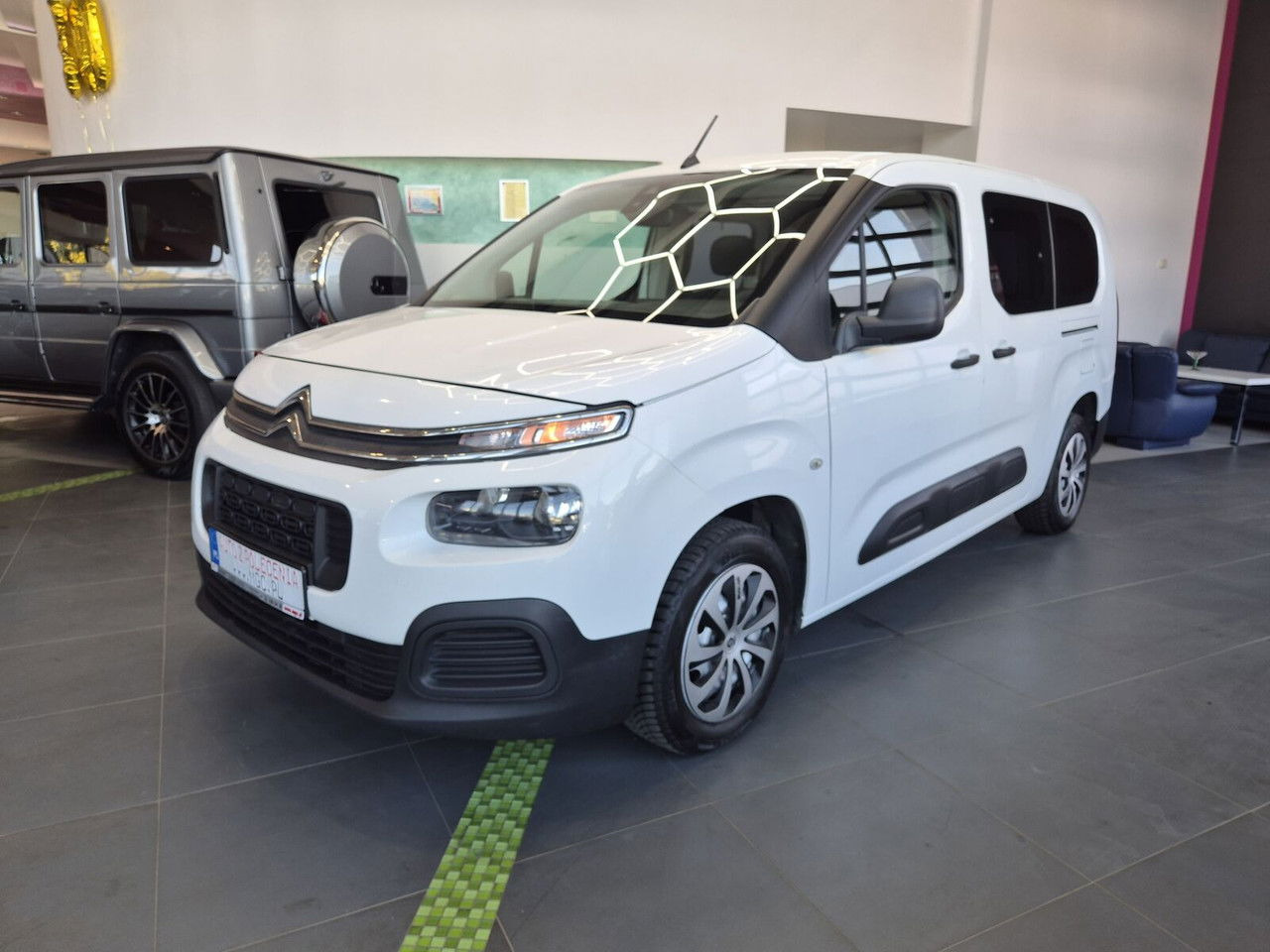 Citroën Berlingo 1.2 / 1 Owner / Serviced - Furgon: foto 2 Citroën Berlingo 1.2 / 1 Owner / Serviced - Furgon: foto 2