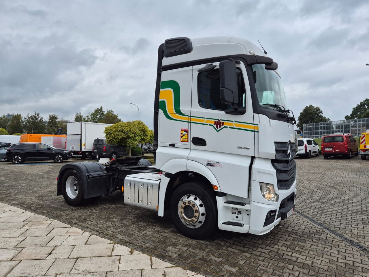 Mercedes-Benz Actros 1846 1 Owner / Works Great - Gjysmë-kamion: foto 5 Mercedes-Benz Actros 1846 1 Owner / Works Great - Gjysmë-kamion: foto 5