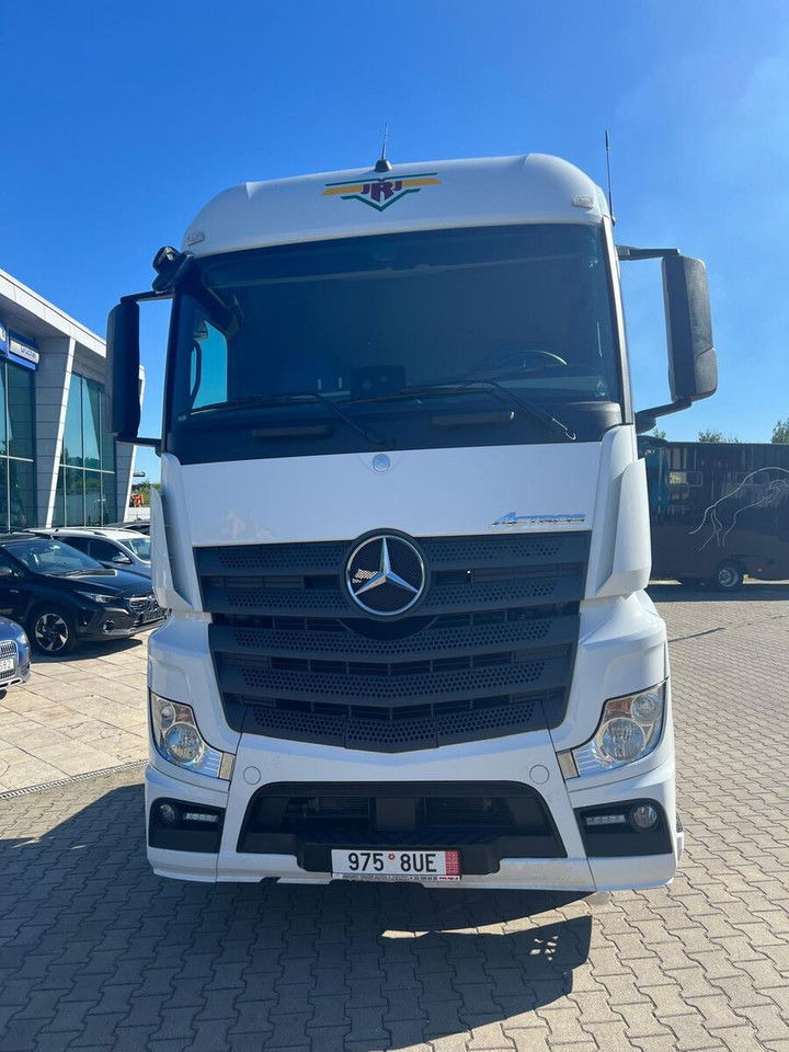 Mercedes-Benz Actros 1846 1 Owner / Works Great - Gjysmë-kamion: foto 2 Mercedes-Benz Actros 1846 1 Owner / Works Great - Gjysmë-kamion: foto 2