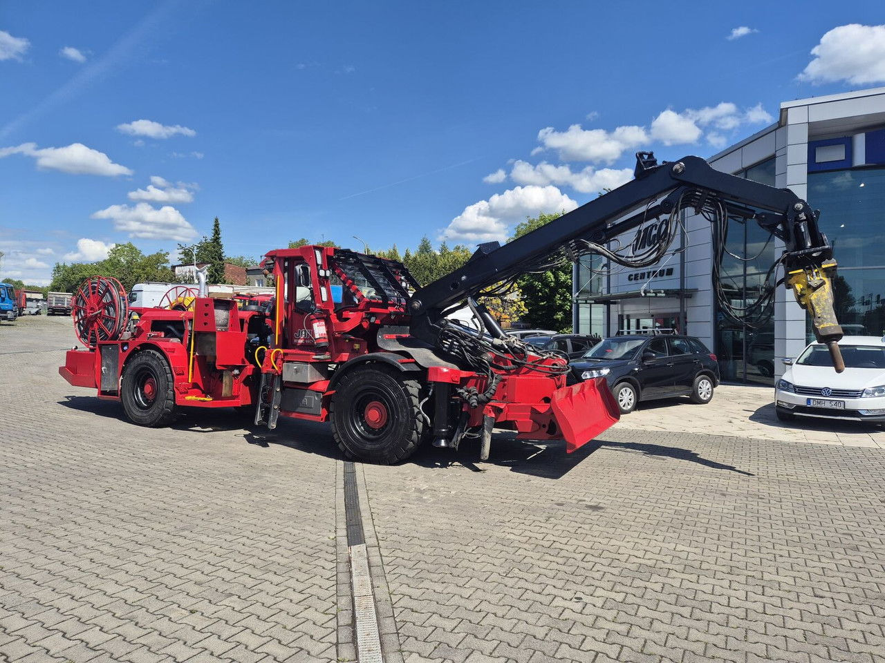 JAMA SBU8000 / Scaler / Epiroc Hammer Jama SBU8000 / Scaler / Epiroc Hammer - Makineri minerare: foto 2 JAMA SBU8000 / Scaler / Epiroc Hammer Jama SBU8000 / Scaler / Epiroc Hammer - Makineri minerare: foto 2