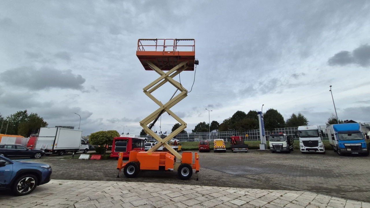 JLG 3394RT / 4X4 / 1 Owner - Ngritës gërshërë: foto 3 JLG 3394RT / 4X4 / 1 Owner - Ngritës gërshërë: foto 3