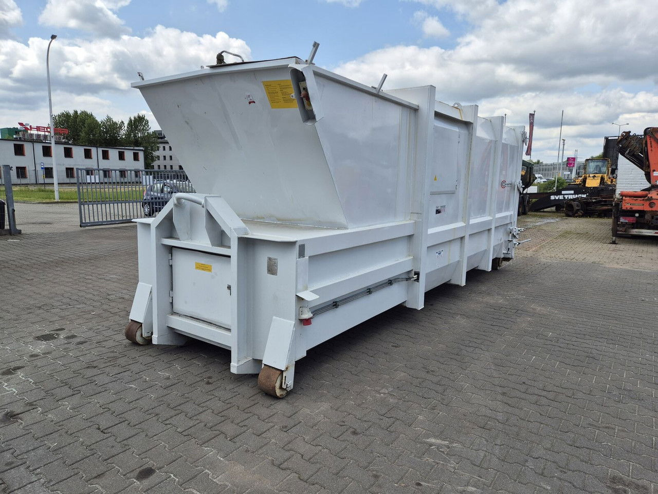 Diversen K 1812/20 Compoman K 1812/20 Diversen K 1812/20 Compoman K 1812/20 - Karroceri/ Kontejner e ndërrueshme: foto 1 Diversen K 1812/20 Compoman K 1812/20 Diversen K 1812/20 Compoman K 1812/20 - Karroceri/ Kontejner e ndërrueshme: foto 1