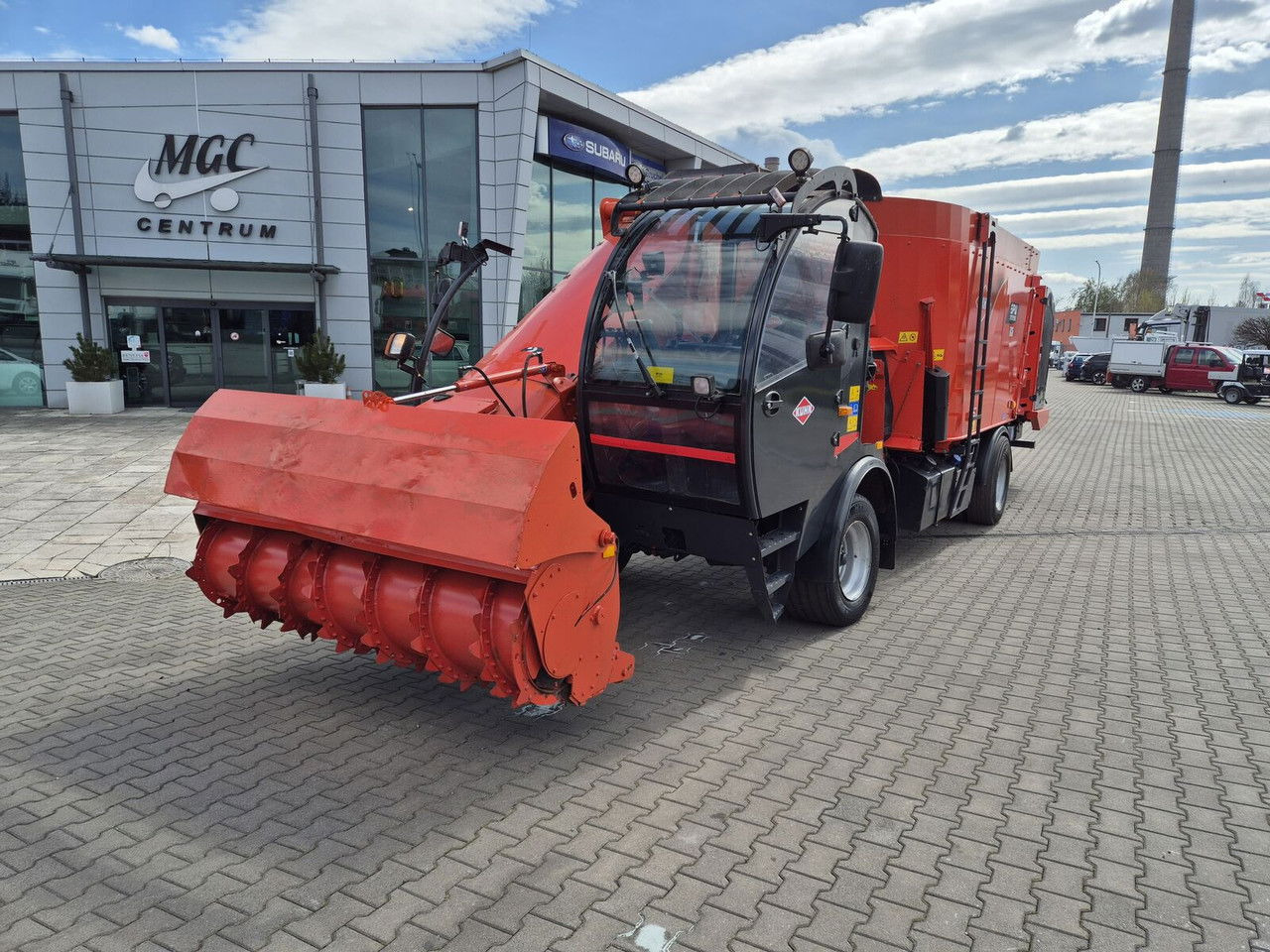 Kuhn SPW 22 Intense /feed wagon/ 1 Owner / NEW Service SPW 22 Intense /feed wago Kuhn SPW 22 Intense /feed wagon/ 1 Owner / NEW Service SPW 22 Intense /feed wagon/ 1 Owner / NEW Service / UP TO 22m3 - Vagon për përzierjen e foragjereve: foto 3 Kuhn SPW 22 Intense /feed wagon/ 1 Owner / NEW Service SPW 22 Intense /feed wago Kuhn SPW 22 Intense /feed wagon/ 1 Owner / NEW Service SPW 22 Intense /feed wagon/ 1 Owner / NEW Service / UP TO 22m3 - Vagon për përzierjen e foragjereve: foto 3