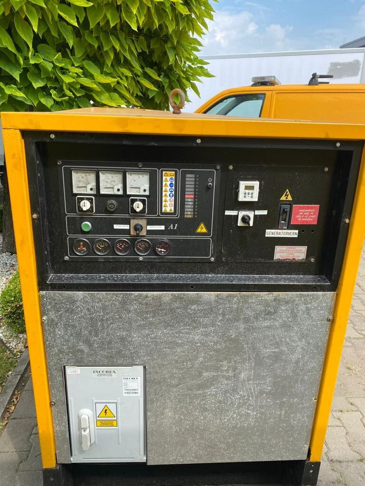 Set gjeneratori SDMO NS 60 W M, Silent generator 60kVA, 48KW NS 60 W M, Silent generator 60kVA,: foto 20