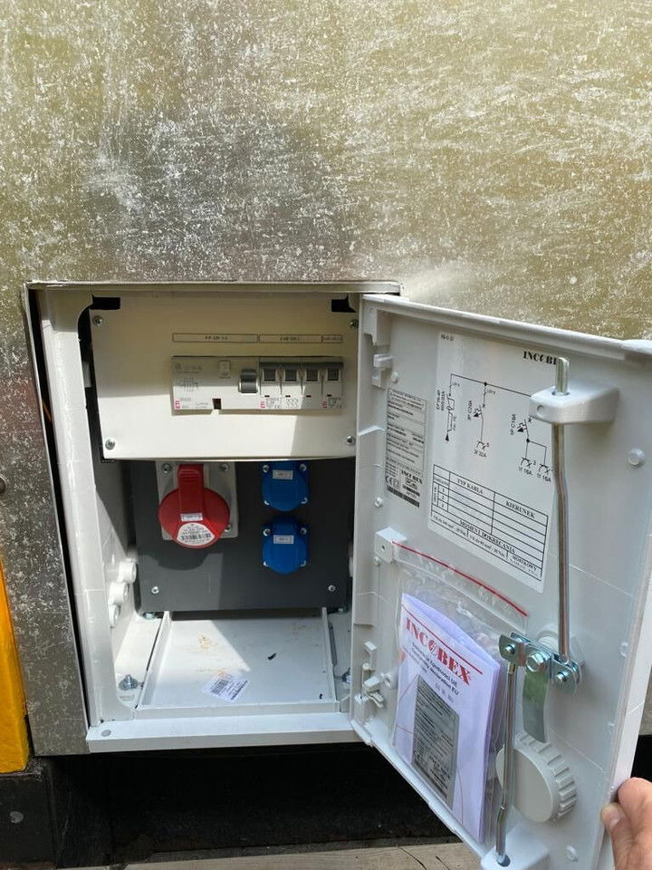 Set gjeneratori SDMO NS 60 W M, Silent generator 60kVA, 48KW NS 60 W M, Silent generator 60kVA,: foto 21