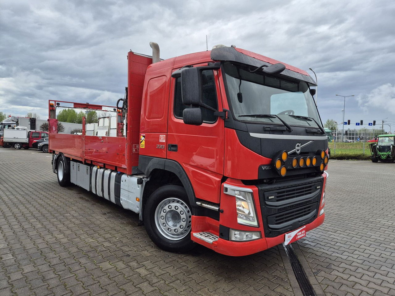 Volvo FM 330 Webasto / HDS Hiab / 1 Owner Volvo FM 330 Webasto / HDS Hiab / 1 Owner - Kamion me karroceri të hapur, Kamion me vinç: foto 5 Volvo FM 330 Webasto / HDS Hiab / 1 Owner Volvo FM 330 Webasto / HDS Hiab / 1 Owner - Kamion me karroceri të hapur, Kamion me vinç: foto 5