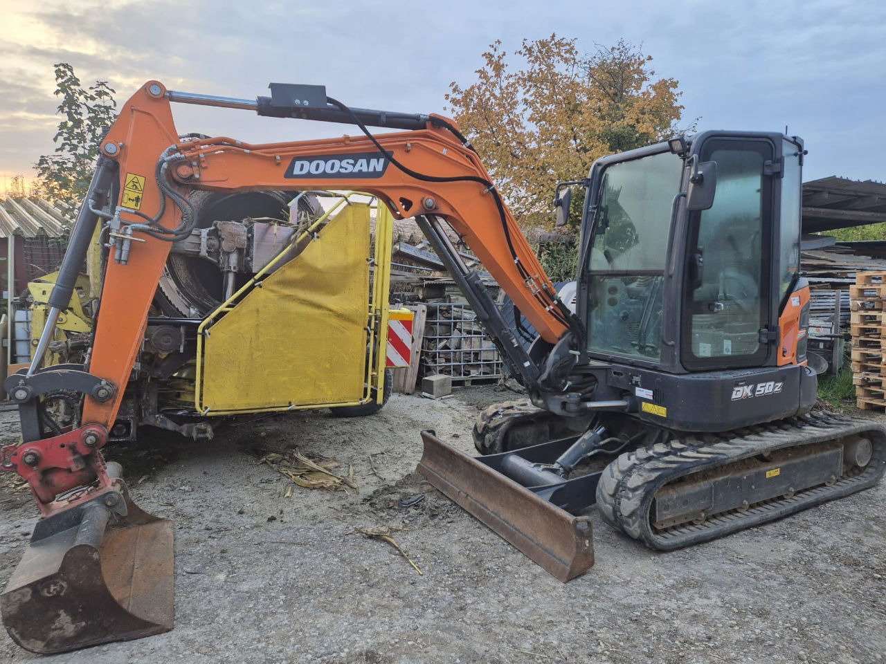 Doosan DX50Z-7 - Powertilt - 2022 Year - 320 Working Hours - Miniekskavator: foto 1 Doosan DX50Z-7 - Powertilt - 2022 Year - 320 Working Hours - Miniekskavator: foto 1