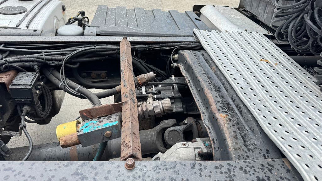 MAN TGX 18.400 4X2 tipp. hydr. - retarder - Gjysmë-kamion: foto 5 MAN TGX 18.400 4X2 tipp. hydr. - retarder - Gjysmë-kamion: foto 5