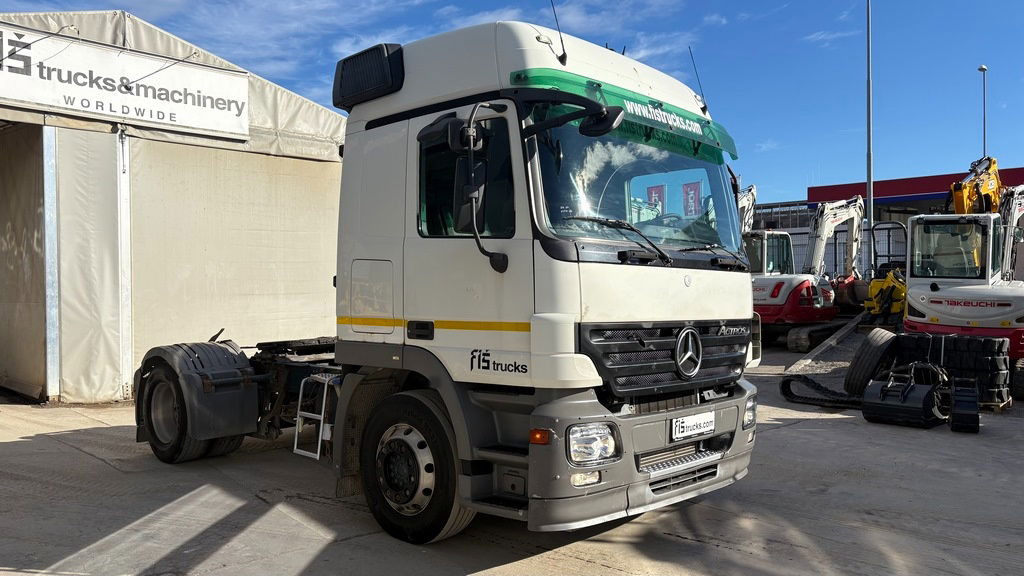 Mercedes-Benz Actros 1846 L 4x2 tractor unit - retarder - Gjysmë-kamion: foto 2 Mercedes-Benz Actros 1846 L 4x2 tractor unit - retarder - Gjysmë-kamion: foto 2