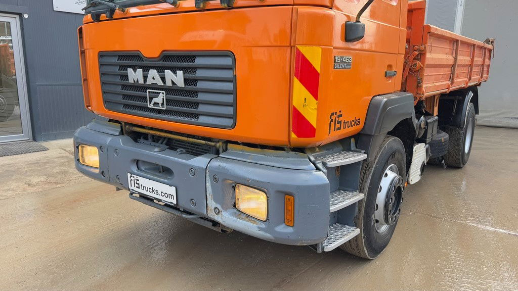 MAN 19.463 4x2 tipper - spring - Kamion vetëshkarkues: foto 2 MAN 19.463 4x2 tipper - spring - Kamion vetëshkarkues: foto 2
