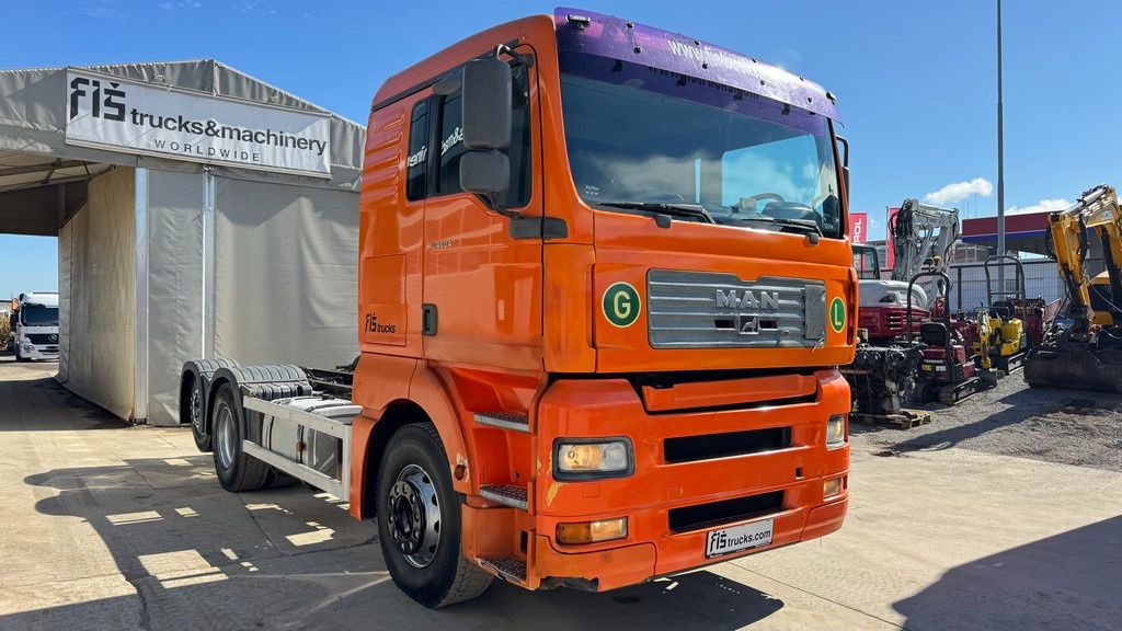 MAN TGA 26.460 6X2 chassis - lifitng axle - Kamion kabinë-shasi: foto 3 MAN TGA 26.460 6X2 chassis - lifitng axle - Kamion kabinë-shasi: foto 3