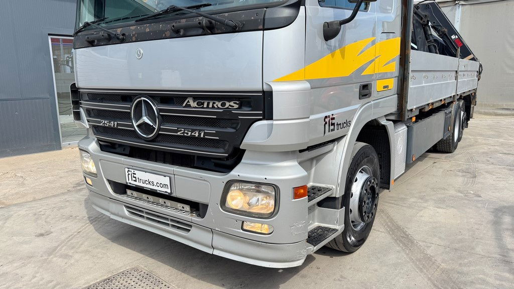 Mercedes-Benz Actros 2541 6x2 stake body - Hiab XS 144 Hipro 17.3M - Kamion me karroceri të hapur, Kamion me vinç: foto 2 Mercedes-Benz Actros 2541 6x2 stake body - Hiab XS 144 Hipro 17.3M - Kamion me karroceri të hapur, Kamion me vinç: foto 2