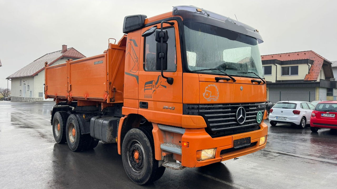 Mercedes-Benz Actros 2643 K 6x4 meiller tipper - TOP Condition - Kamion vetëshkarkues: foto 3 Mercedes-Benz Actros 2643 K 6x4 meiller tipper - TOP Condition - Kamion vetëshkarkues: foto 3