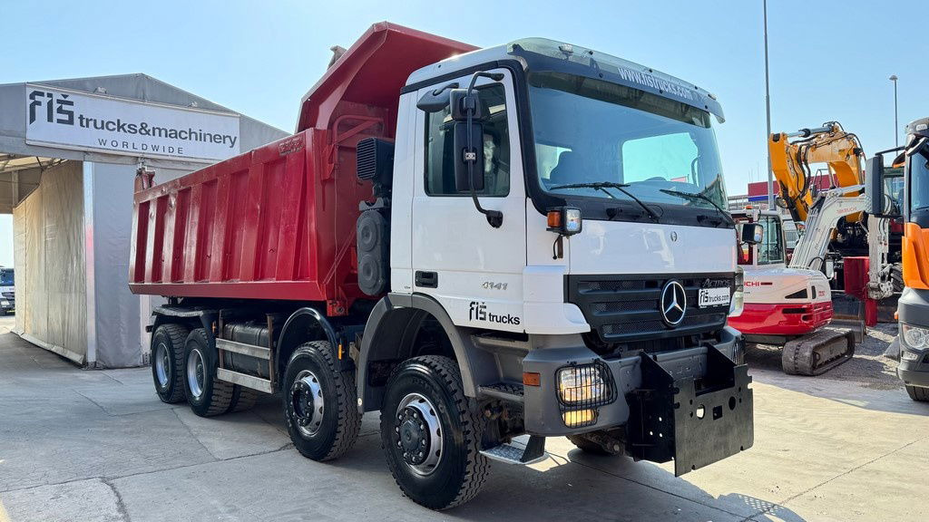 Mercedes-Benz Actros 4141 K 8x6 tipper - 18m3 - Kamion vetëshkarkues: foto 3 Mercedes-Benz Actros 4141 K 8x6 tipper - 18m3 - Kamion vetëshkarkues: foto 3