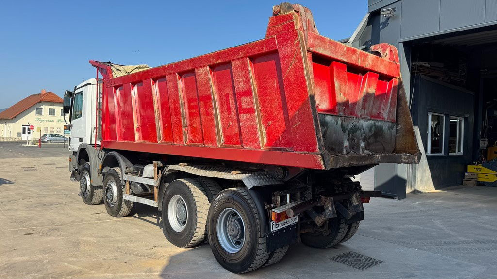 Mercedes-Benz Actros 4141 K 8x6 tipper - 18m3 - Kamion vetëshkarkues: foto 5 Mercedes-Benz Actros 4141 K 8x6 tipper - 18m3 - Kamion vetëshkarkues: foto 5