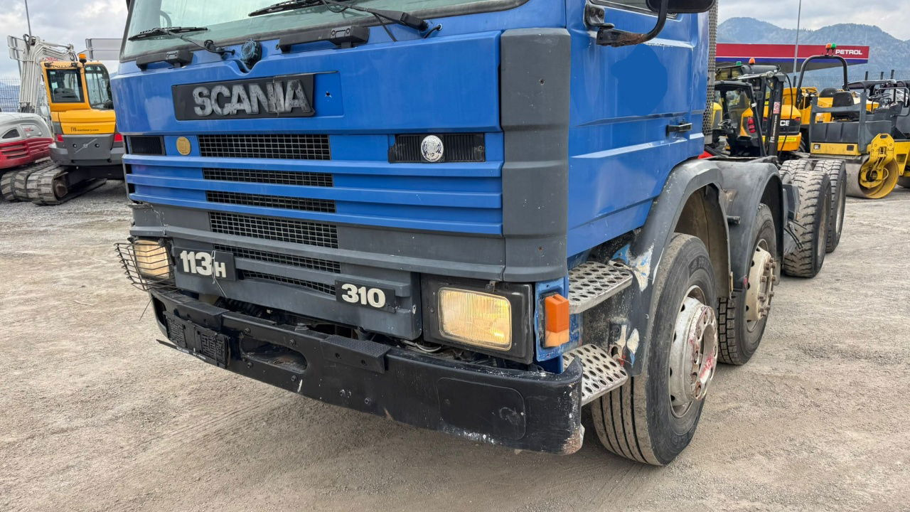 Scania 113H 310 8x4 chassis - full spring - Kamion kabinë-shasi: foto 2 Scania 113H 310 8x4 chassis - full spring - Kamion kabinë-shasi: foto 2