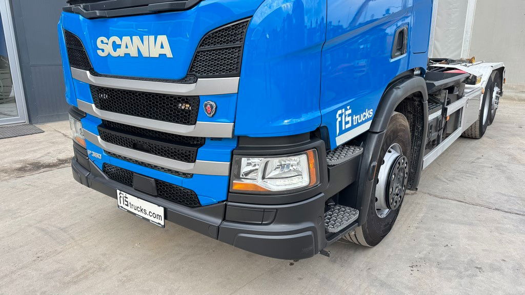 Scania P 360 6x2 palfinger abroll tipper - steering axle - Transportjer kontejnerësh/ Kamion me karroceri të çmontueshme: foto 2 Scania P 360 6x2 palfinger abroll tipper - steering axle - Transportjer kontejnerësh/ Kamion me karroceri të çmontueshme: foto 2