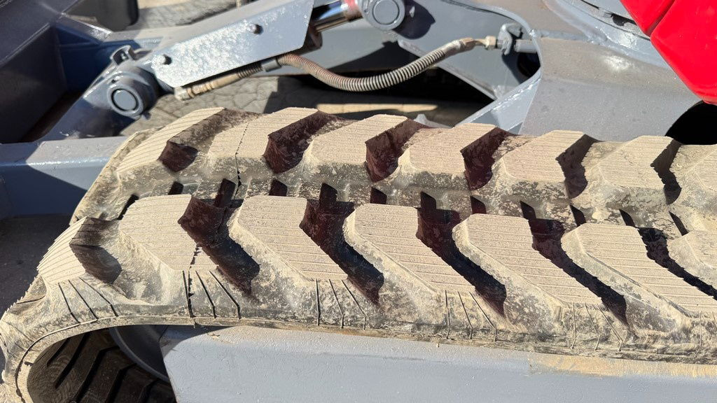 Takeuchi TB230 - 2019 Year - 2435 Hours - 2X Buckets - NEW Tracks - Miniekskavator: foto 4 Takeuchi TB230 - 2019 Year - 2435 Hours - 2X Buckets - NEW Tracks - Miniekskavator: foto 4