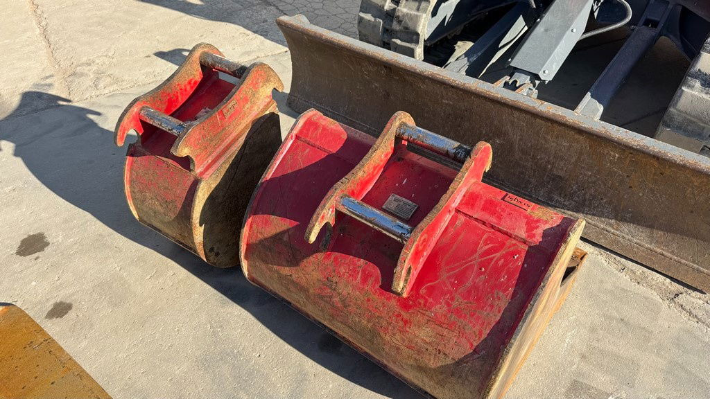 Takeuchi Takeuchi TB290-2 - 2022 Year - Powertilt - 3X Buckets - 945 Hours - Miniekskavator: foto 4 Takeuchi Takeuchi TB290-2 - 2022 Year - Powertilt - 3X Buckets - 945 Hours - Miniekskavator: foto 4