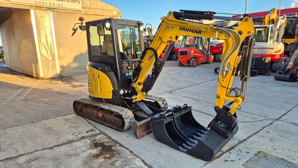 Yanmar VIO33-6 - Powertilt - 3X NEW Buckets - 2020 - Miniekskavator: foto 2 Yanmar VIO33-6 - Powertilt - 3X NEW Buckets - 2020 - Miniekskavator: foto 2