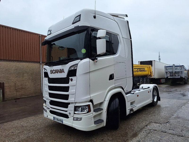 Scania R500 V8 R520 - Gjysmë-kamion: foto 1 Scania R500 V8 R520 - Gjysmë-kamion: foto 1
