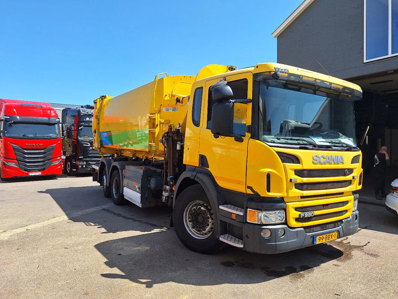 Scania P310 P310 - Kamion mbeturinash: foto 2 Scania P310 P310 - Kamion mbeturinash: foto 2