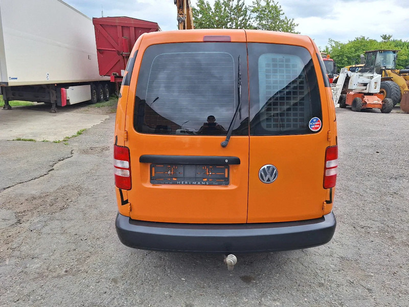 Volkswagen Caddy Caddy Maxi 4x4 2.0 TDI - Veturë: foto 5 Volkswagen Caddy Caddy Maxi 4x4 2.0 TDI - Veturë: foto 5