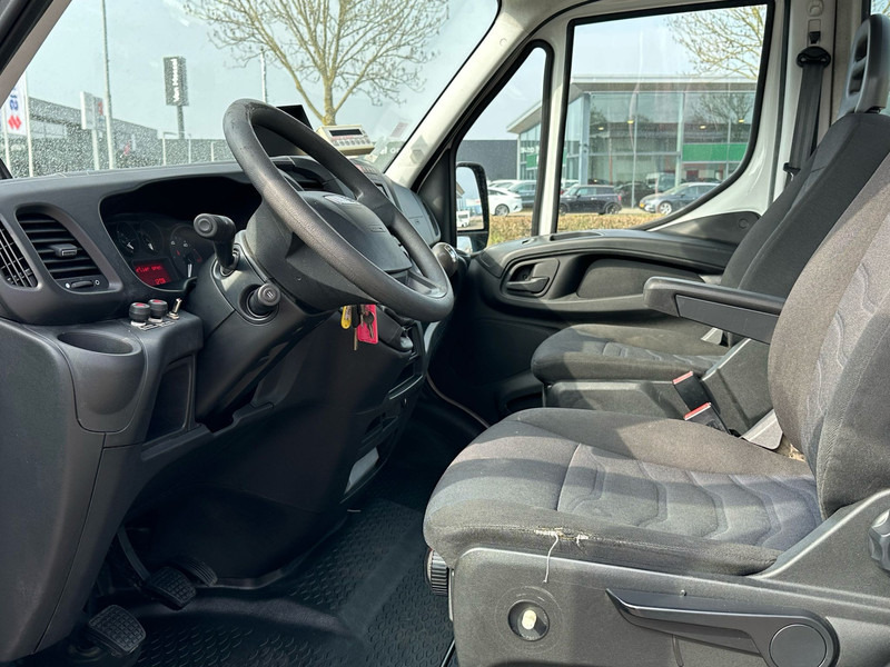 Kamioncine Iveco Daily 35S12 werkhoogte 12 meter APK 17-01-2026: foto 10 Kamioncine Iveco Daily 35S12 werkhoogte 12 meter APK 17-01-2026: foto 10