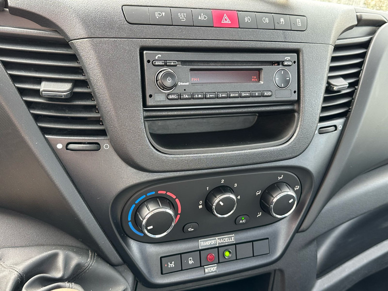 Kamioncine Iveco Daily 35S12 werkhoogte 12 meter APK 17-01-2026: foto 13 Kamioncine Iveco Daily 35S12 werkhoogte 12 meter APK 17-01-2026: foto 13