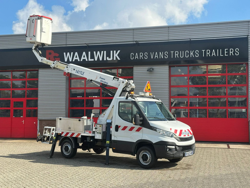 Iveco Daily 35S14 521 working hours, 14 meters Airco - Kamioncine: foto 2 Iveco Daily 35S14 521 working hours, 14 meters Airco - Kamioncine: foto 2
