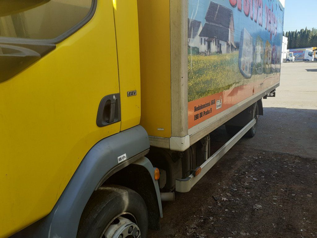 DAF LF45.210 mit Carrier Motorschaden engineproblem - Kamion frigorifer: foto 4 DAF LF45.210 mit Carrier Motorschaden engineproblem - Kamion frigorifer: foto 4