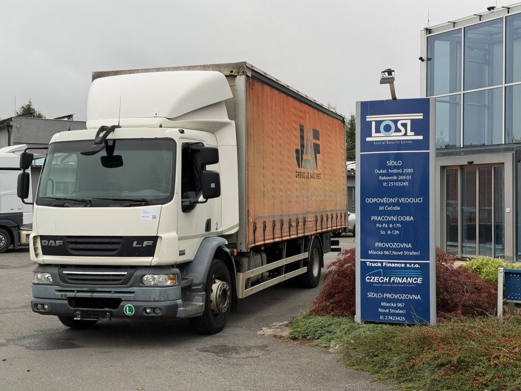 DAF LF55.250 EURO 4 - Kamion me tendë: foto 1 DAF LF55.250 EURO 4 - Kamion me tendë: foto 1