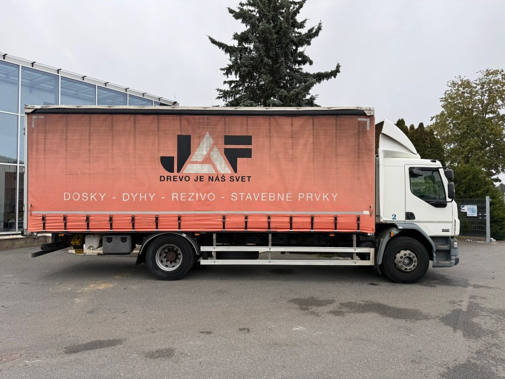 DAF LF55.250 EURO 4 - Kamion me tendë: foto 3 DAF LF55.250 EURO 4 - Kamion me tendë: foto 3