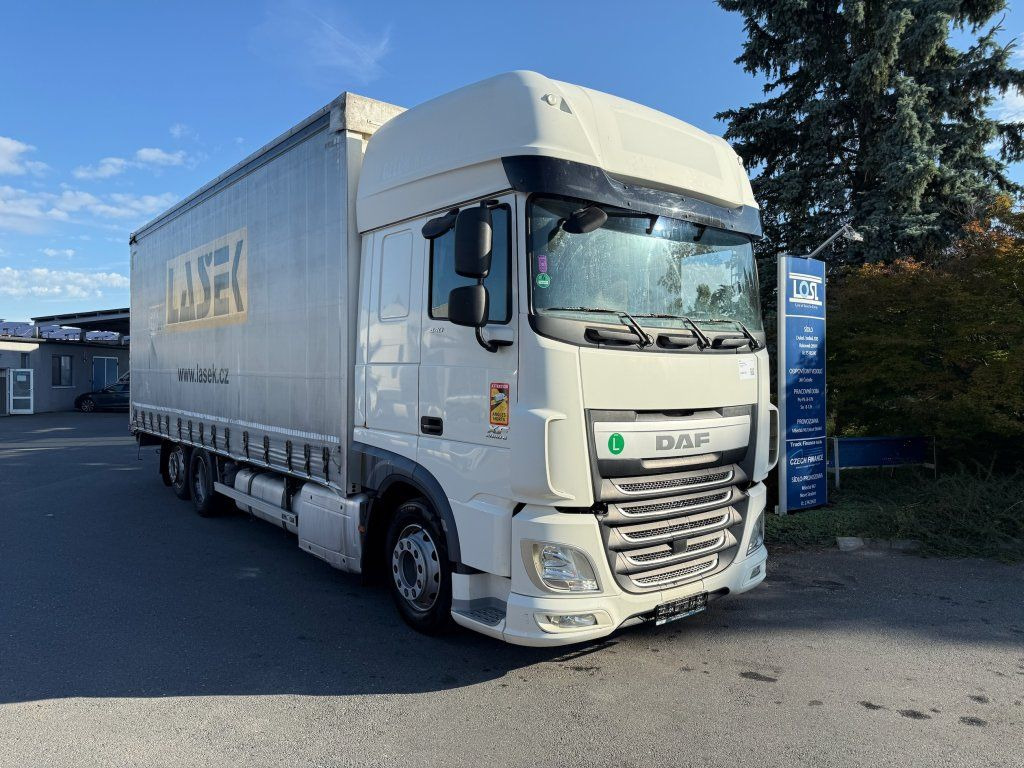 DAF XF440 EURO 6 6x2 - Kamion me tendë: foto 2 DAF XF440 EURO 6 6x2 - Kamion me tendë: foto 2