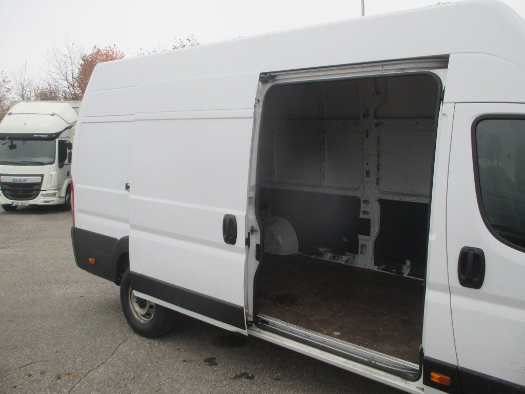 Fiat Ducato 2,3 , L4H3 - Furgon i vogël: foto 4 Fiat Ducato 2,3 , L4H3 - Furgon i vogël: foto 4